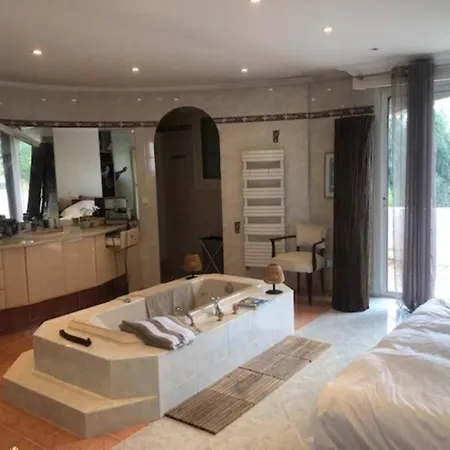 Avec Piscine, 3 Chambres Antibes