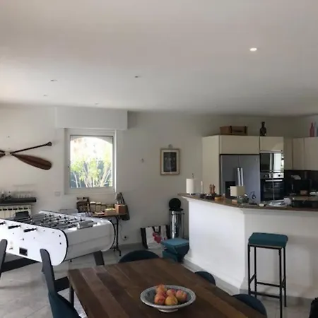 Villa Avec Piscine, 3 Chambres Antibes