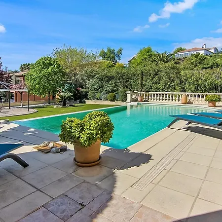 Villa Avec Piscine, 3 Chambres