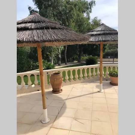 Villa Avec Piscine, 3 Chambres